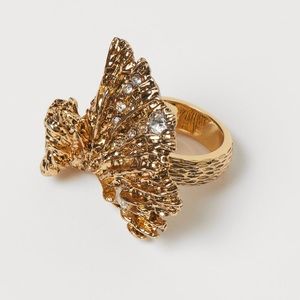 H&M Conscious Coral shaped rhinestone Gold Ring